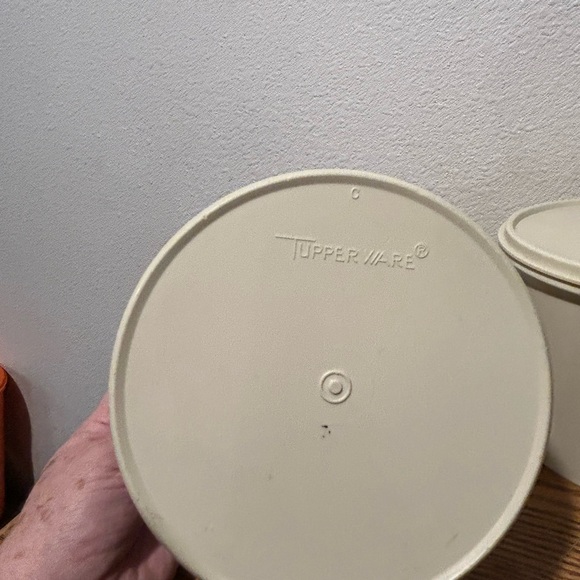 Tupperware Ice Cream, Cheese keeper and Storage Set - Picture 14 of 15